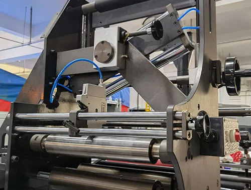 cflex-340-9c-2d-flexo-label-printing-machine-2