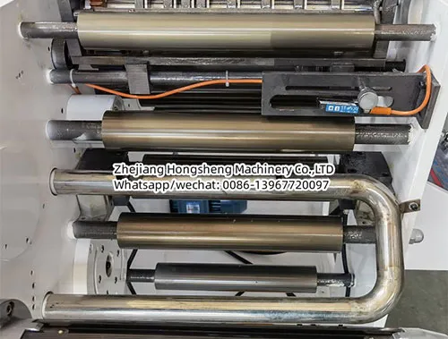 hsd-320g-2-die-cutting-machine-3