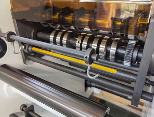 hsfq-350-s-high-speed-slitter-machine-8
