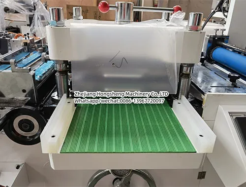 hsm-320-420-h-l-flatbed-die-cutting-machine-4-1412