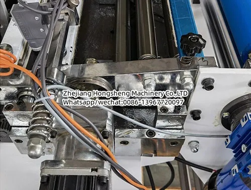 hsm-320-420-h-l-flatbed-die-cutting-machine-8-1412