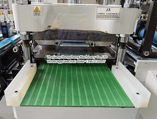 hsm-320-420-high-speed-slitting-machine-1