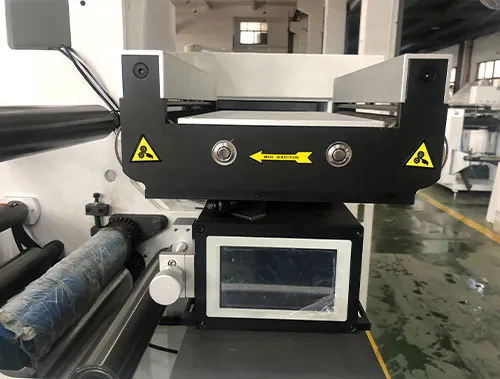 hsw-320x-label-slitting-machine-with-inspection-4