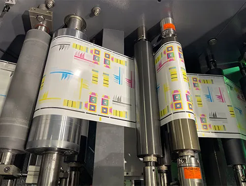 sflex-340-10c-flexo-printers-printing-3