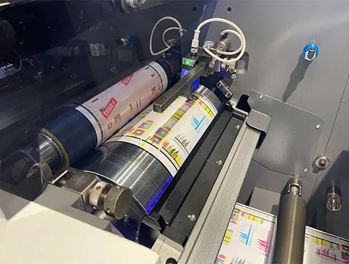 sflex-340-10c-flexo-printers-printing-6